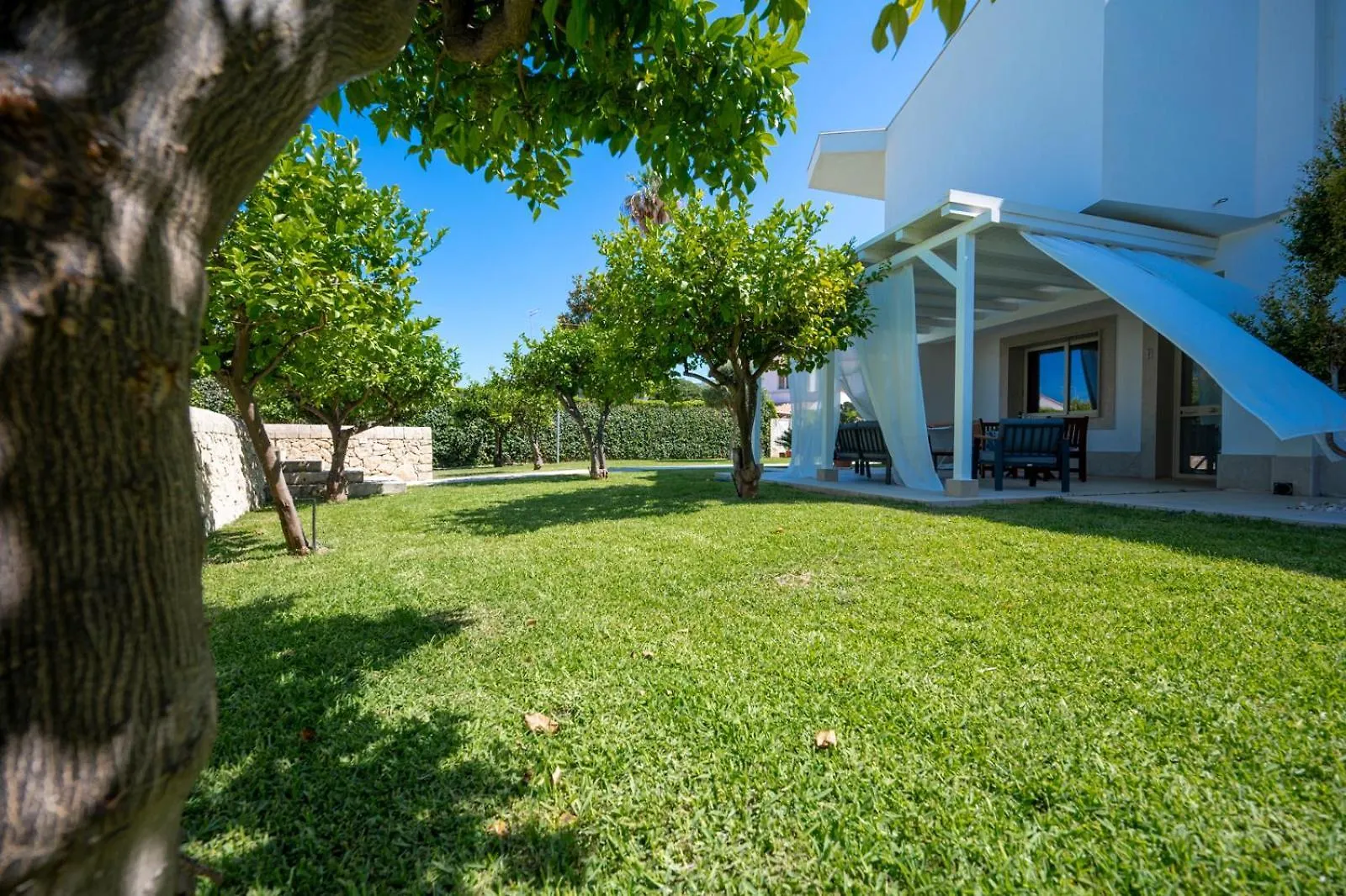 Villa Venera Fontane Bianche Charme Apartments