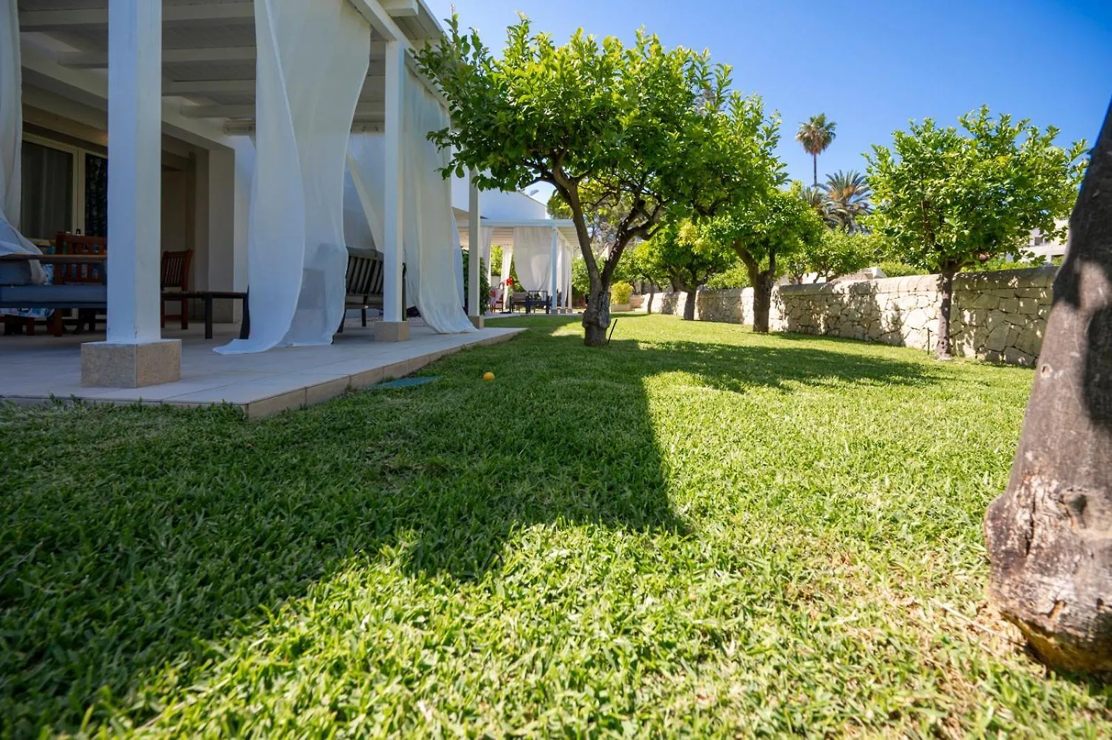 Villa Venera Fontane Bianche Charme Apartments 0*,